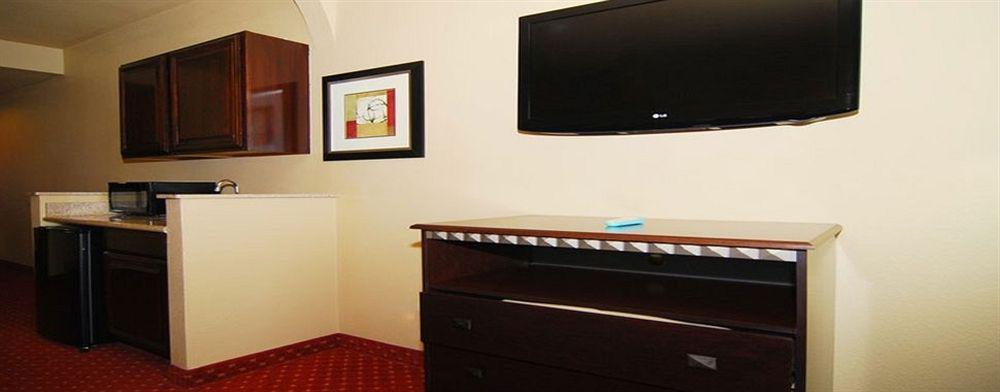 Quality Inn & Suites Buda Rom bilde